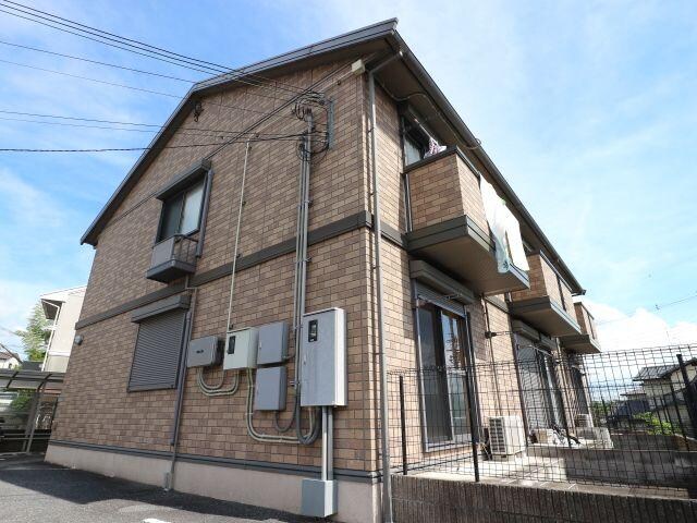 奈良県奈良市六条１丁目の物件外観写真