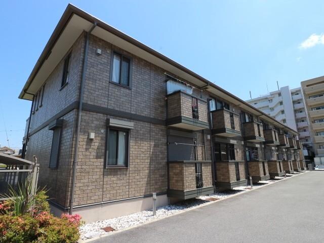 奈良県奈良市青野町１丁目の物件外観写真