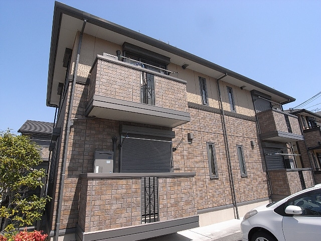 奈良県奈良市菅原東２丁目の物件外観写真