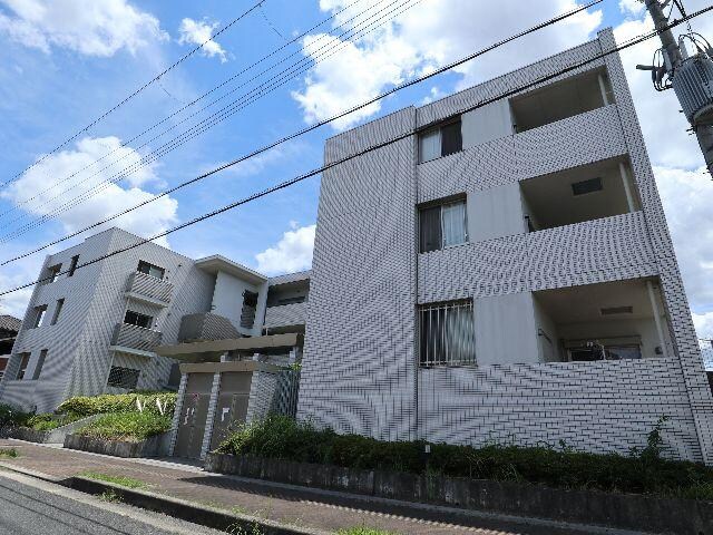 大和西大寺駅 徒歩10分 3階の物件外観写真