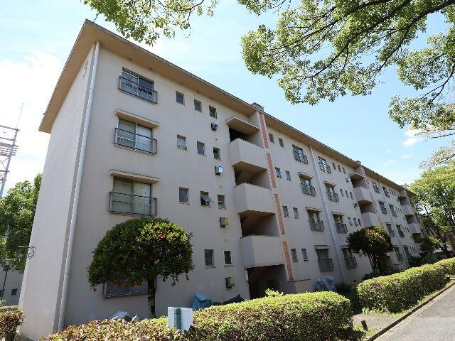 奈良県奈良市西大寺国見町１丁目の物件外観写真