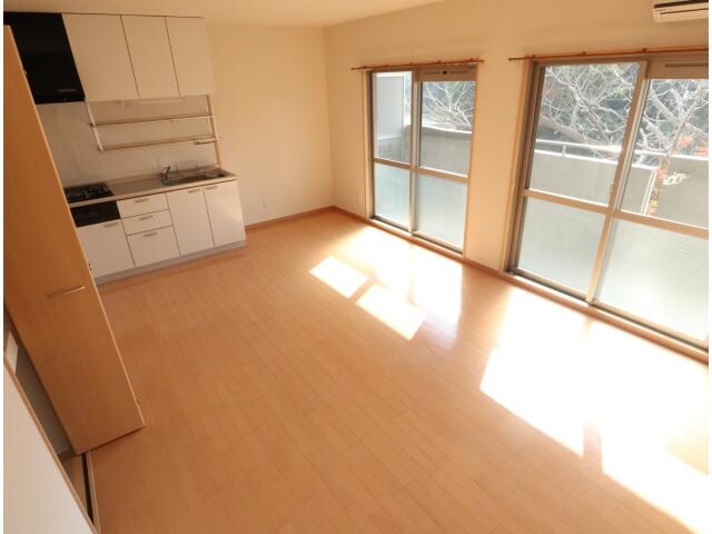 菖蒲池駅 徒歩7分 2階の物件内観写真