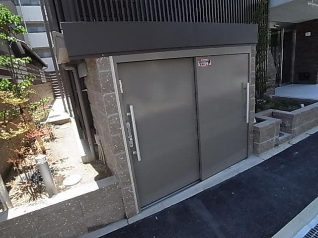 大和西大寺駅 徒歩3分 1階の物件外観写真