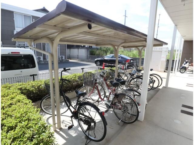 大和西大寺駅 バス15分  平城中山北口下車：停歩3分 2階の物件外観写真