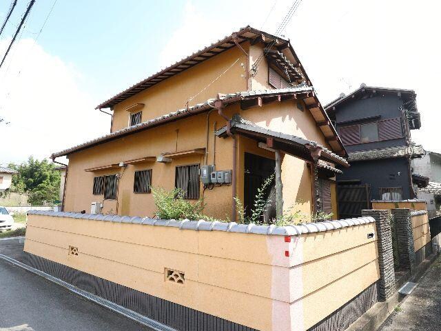 奈良県奈良市山陵町の物件外観写真