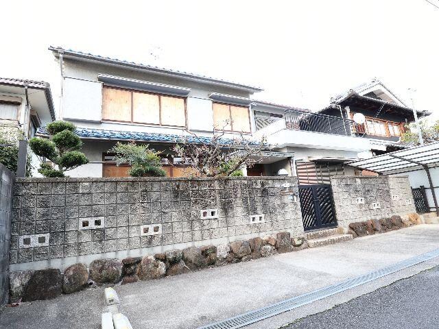 奈良県奈良市西大寺新町２丁目の物件外観写真