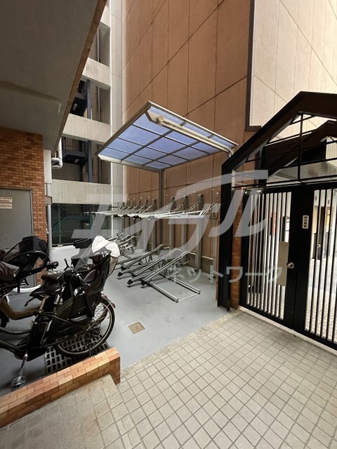 インプルーブ天満橋の物件外観写真