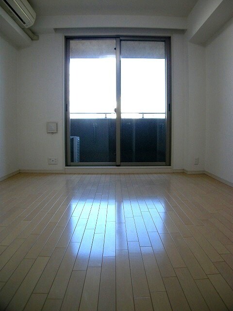 エスティメゾン京橋の物件内観写真