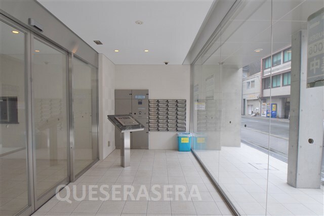 フローライト南森町の物件外観写真