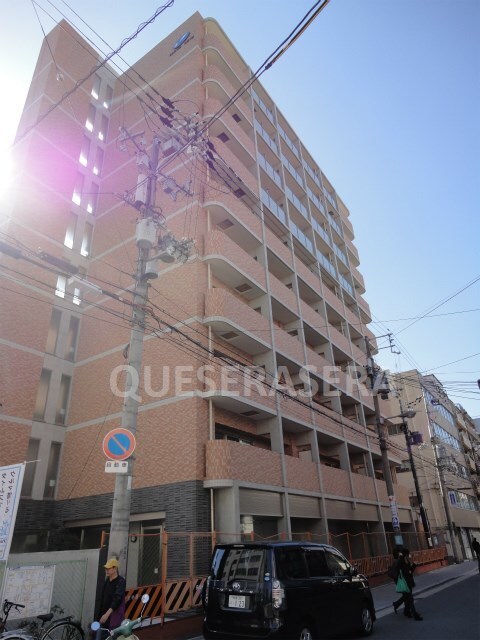 フローライト南森町の物件外観写真