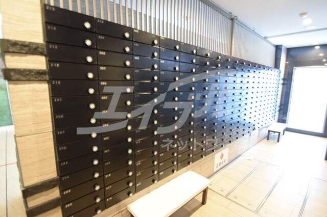 セレニテ本町グランデの物件外観写真