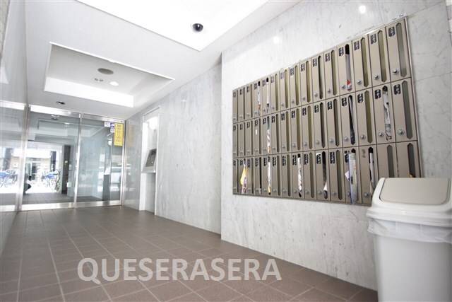 グラマシー立売堀の物件外観写真