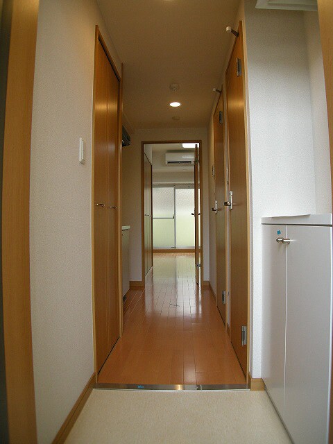 ONE ROOF FLAT TENJINBASHIの物件内観写真