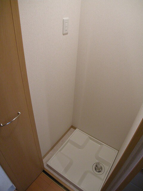 ONE ROOF FLAT TENJINBASHIの物件内観写真