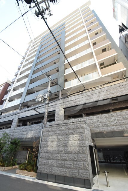 プレサンス京町堀ノースの物件外観写真