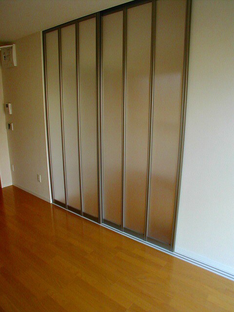 アリス・マナーガーデン谷町の物件内観写真