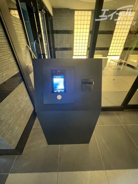 IBC Residence Westの物件外観写真