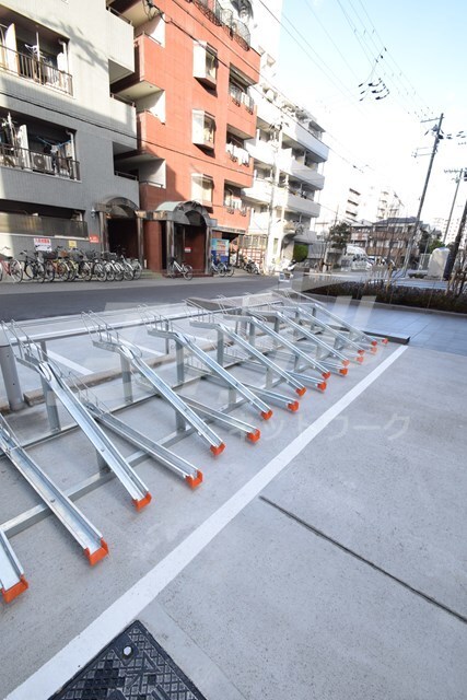 ゼオン大阪EASTの物件外観写真