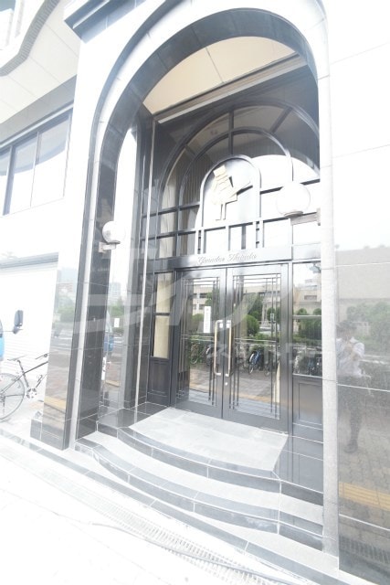 グランドールハタダの物件外観写真