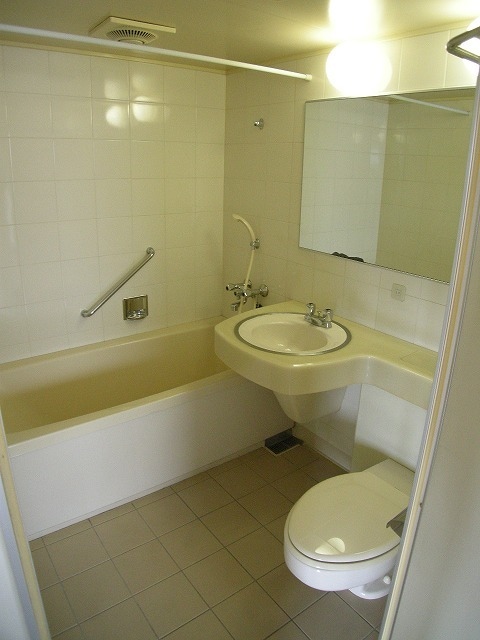 グランドールハタダの物件内観写真