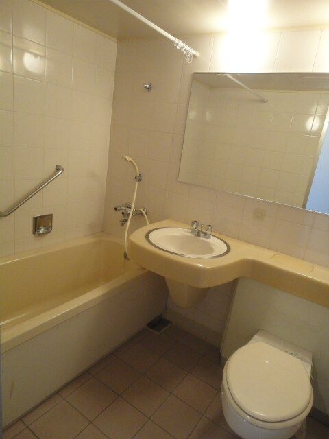 グランドールハタダの物件内観写真