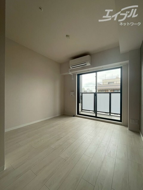 ワールドアイ大阪城EASTⅢの物件内観写真