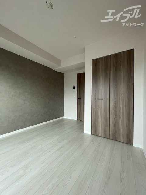 ワールドアイ大阪城EASTⅢの物件内観写真