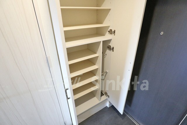 プレサンス東三国エンブレイスの物件内観写真