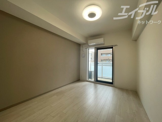 プレサンスNEO上新庄PRIMECRUISの物件内観写真