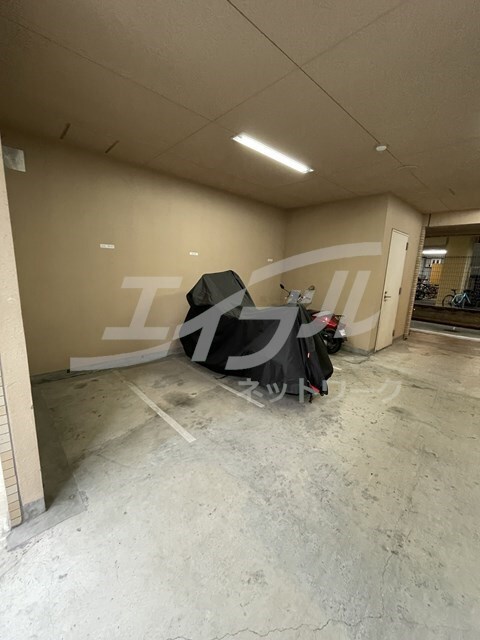 アーバンフラッツ西中島の物件外観写真