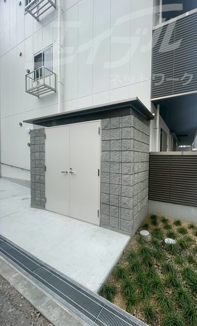 アルカンシェルコート緑橋の物件外観写真