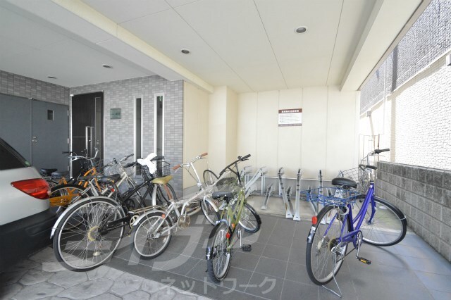 メイト鶴見の物件外観写真