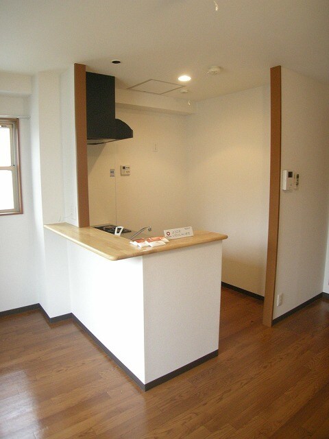 メイト鶴見の物件内観写真