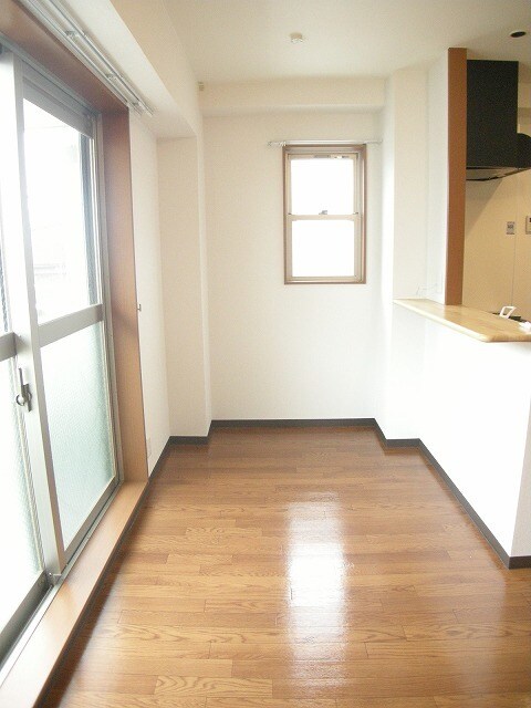 メイト鶴見の物件内観写真