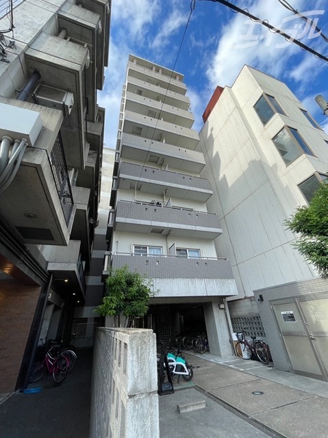 インベスト北梅田の物件外観写真