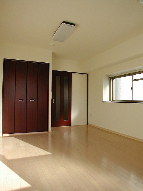 インベスト北梅田の物件内観写真