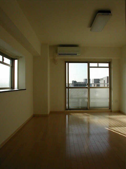 インベスト北梅田の物件内観写真