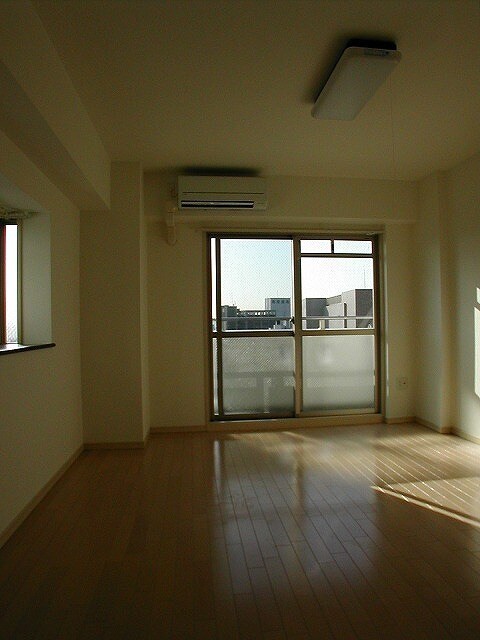 インベスト北梅田の物件内観写真