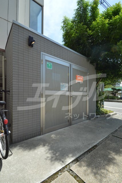 インベスト北梅田の物件外観写真