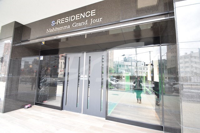 LaDouceur西天満の物件外観写真