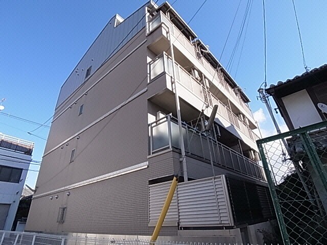 奈良県大和高田市片塩町の物件外観写真