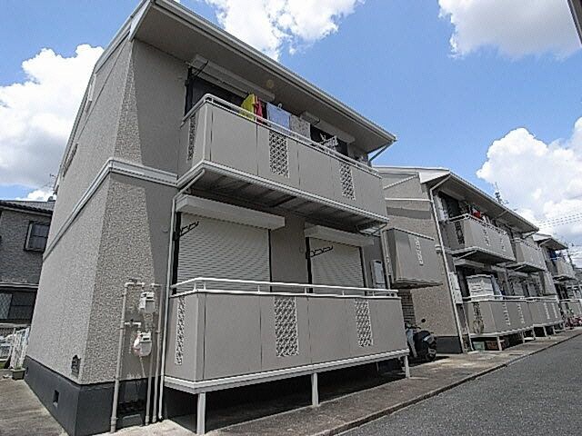 奈良県大和高田市大字池尻の物件外観写真