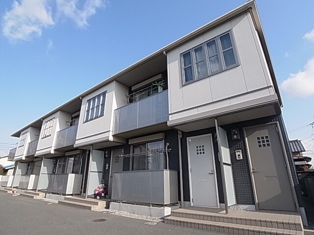 奈良県大和高田市西三倉堂１丁目の物件外観写真