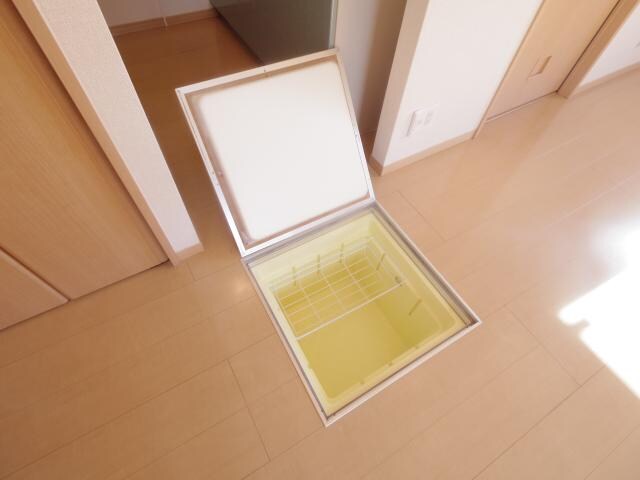 築山駅 徒歩4分 1階の物件内観写真