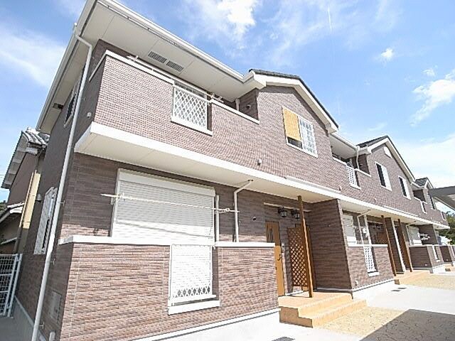 奈良県大和高田市大字築山の物件外観写真