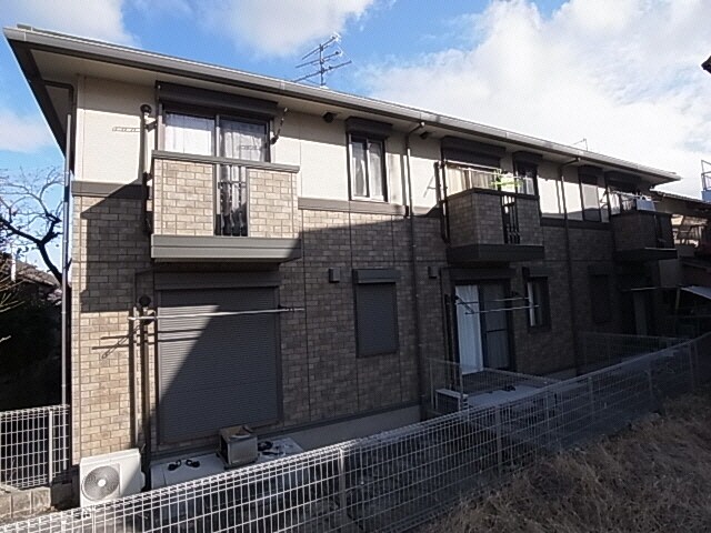 築山駅 徒歩3分 2階の物件外観写真
