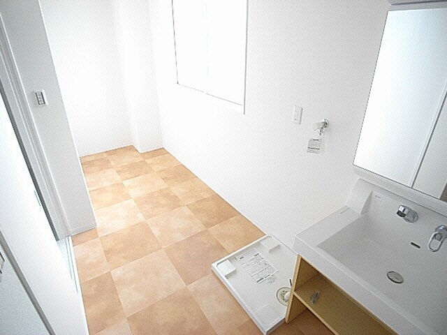 高田市駅 徒歩4分 3階の物件内観写真