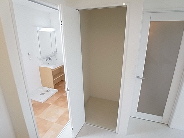 高田市駅 徒歩4分 3階の物件内観写真