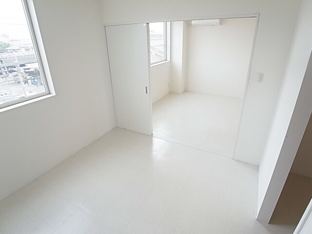 高田市駅 徒歩4分 3階の物件内観写真