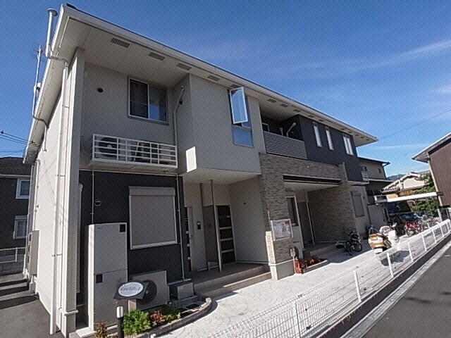 奈良県大和高田市甘田町の物件外観写真